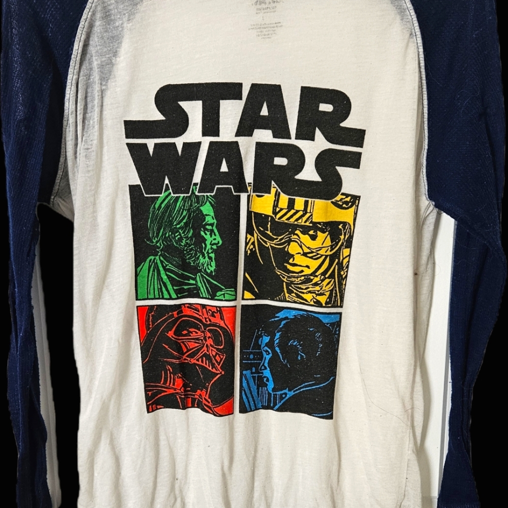 Star Wars Women's Graphic Long Sleeve Shirt